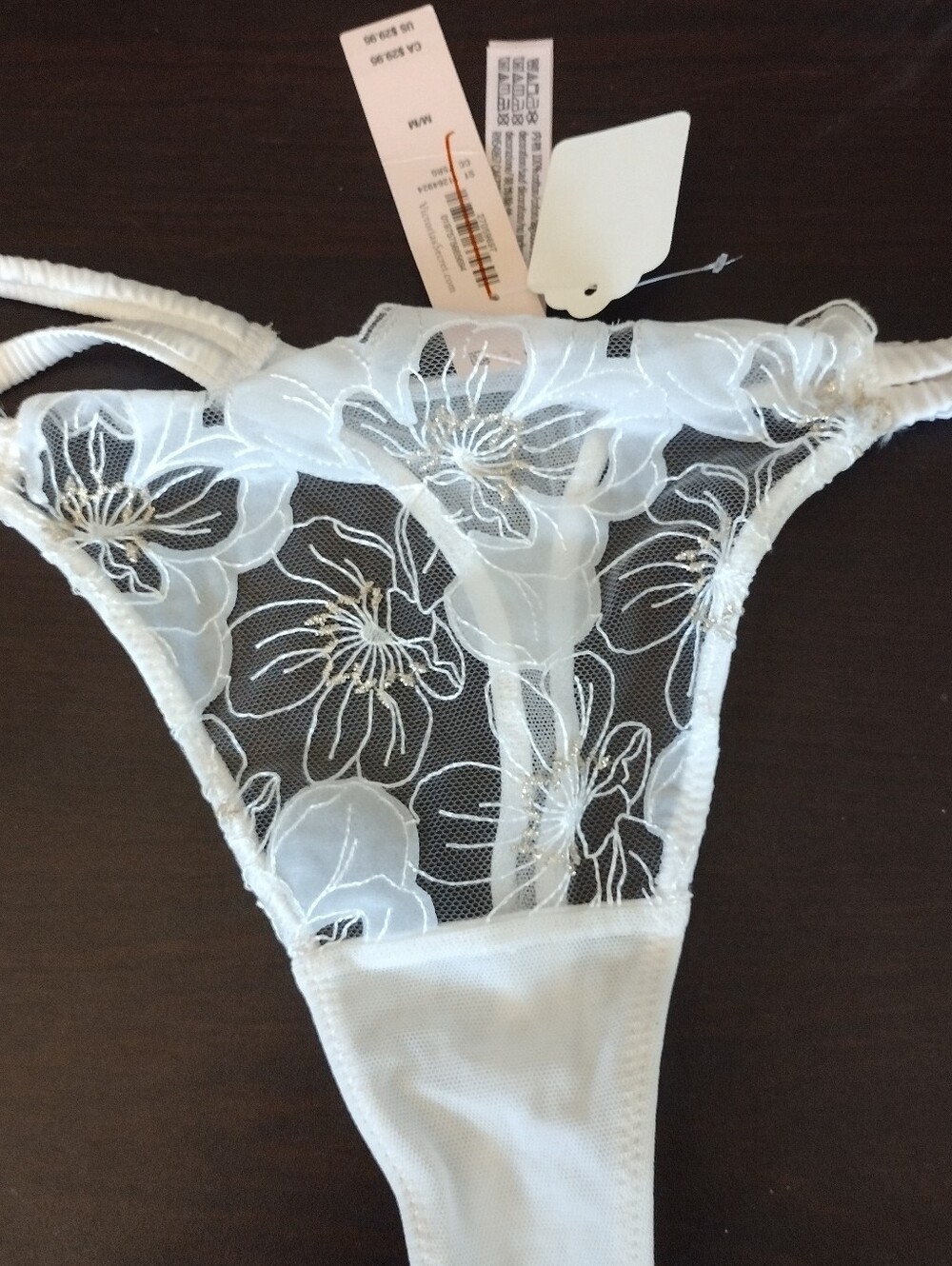 NWT Victoria's Secret White Lace Thong With Glitter Accents Medium